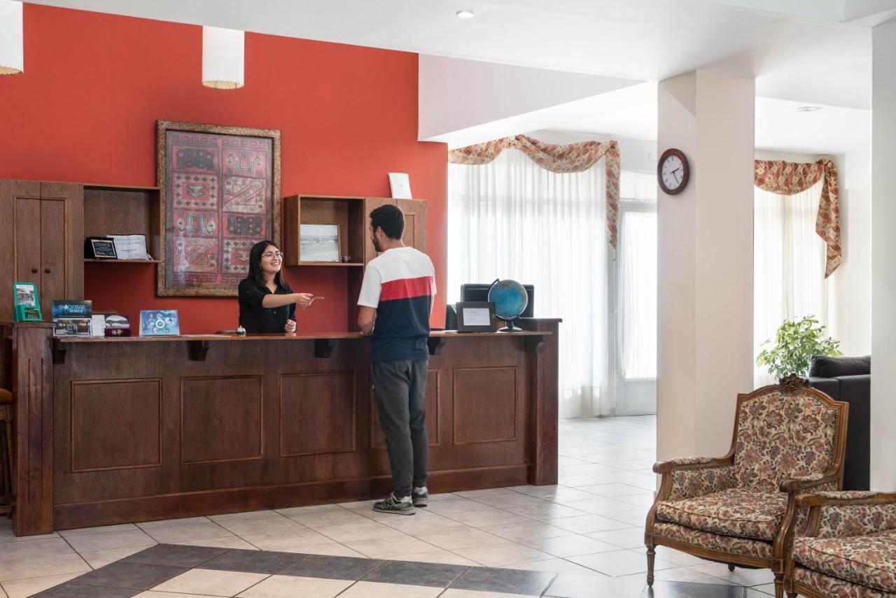 Hotel Amado El Calafate Exterior photo